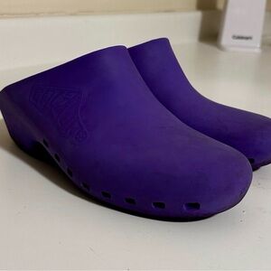 Calzuro Purple Clogs without holes made in Italy
